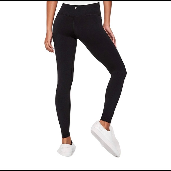 Lululemon yoga pants